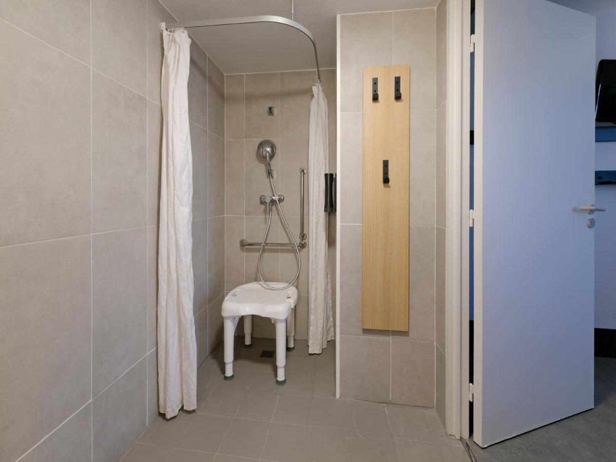 B&B Hotel Le Mans Nord 2 Сен-Сатюрнен Екстер'єр фото